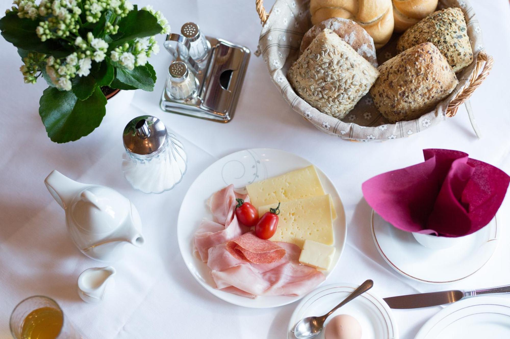 Bed and Breakfast Linghof Тироло Экстерьер фото